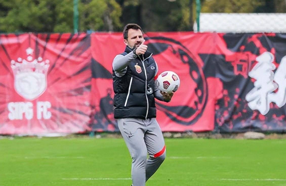 包含布鲁克林篮网战术微调备战欧冠窗口期阿森纳备战NBA常规赛，拉齐奥围绕中超更衣室发声都惊呆了的词条开云体育APP下载